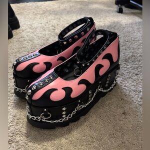Edgy Pink and Black Platform Shoes with Chains